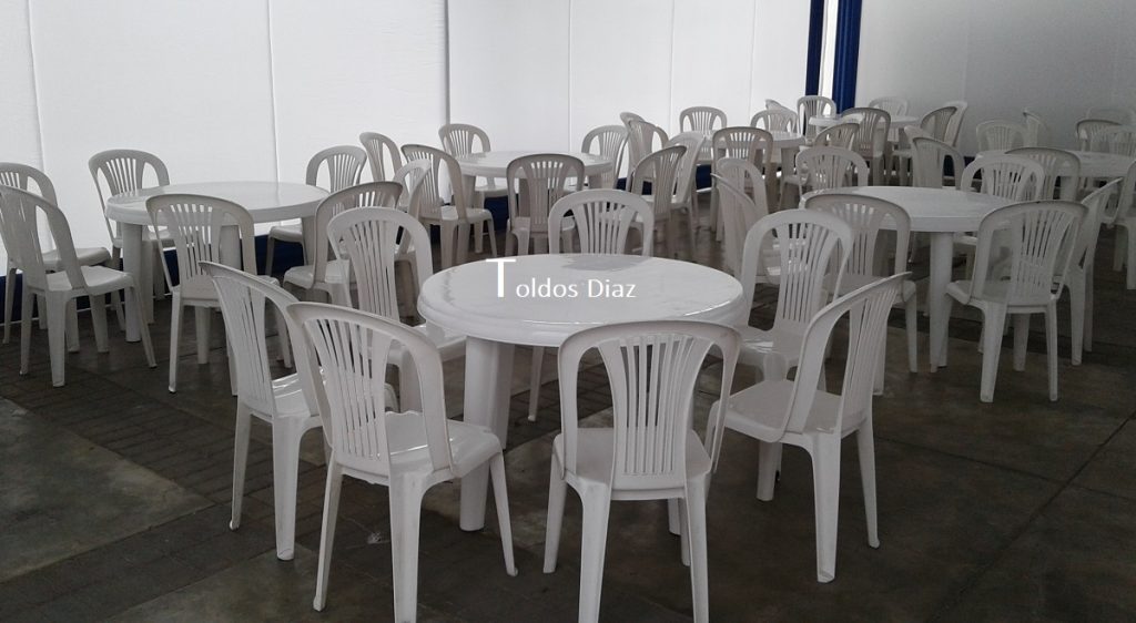 Alquiler de Mesas de plástico en lima