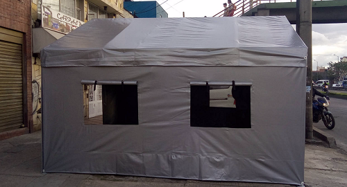 Toldo modelo a dos aguas para ferias