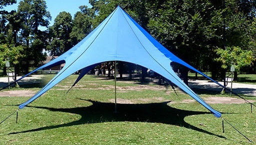 Toldo modelo araña corporativo